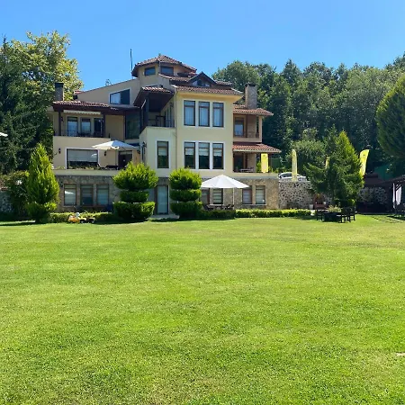 ファームステイ Sarikonaklar Garden Village Ağva