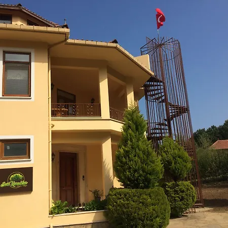Lantgård Sarikonaklar Garden Village Ağva